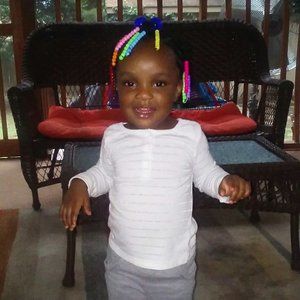 Meet your Posher, Saprina